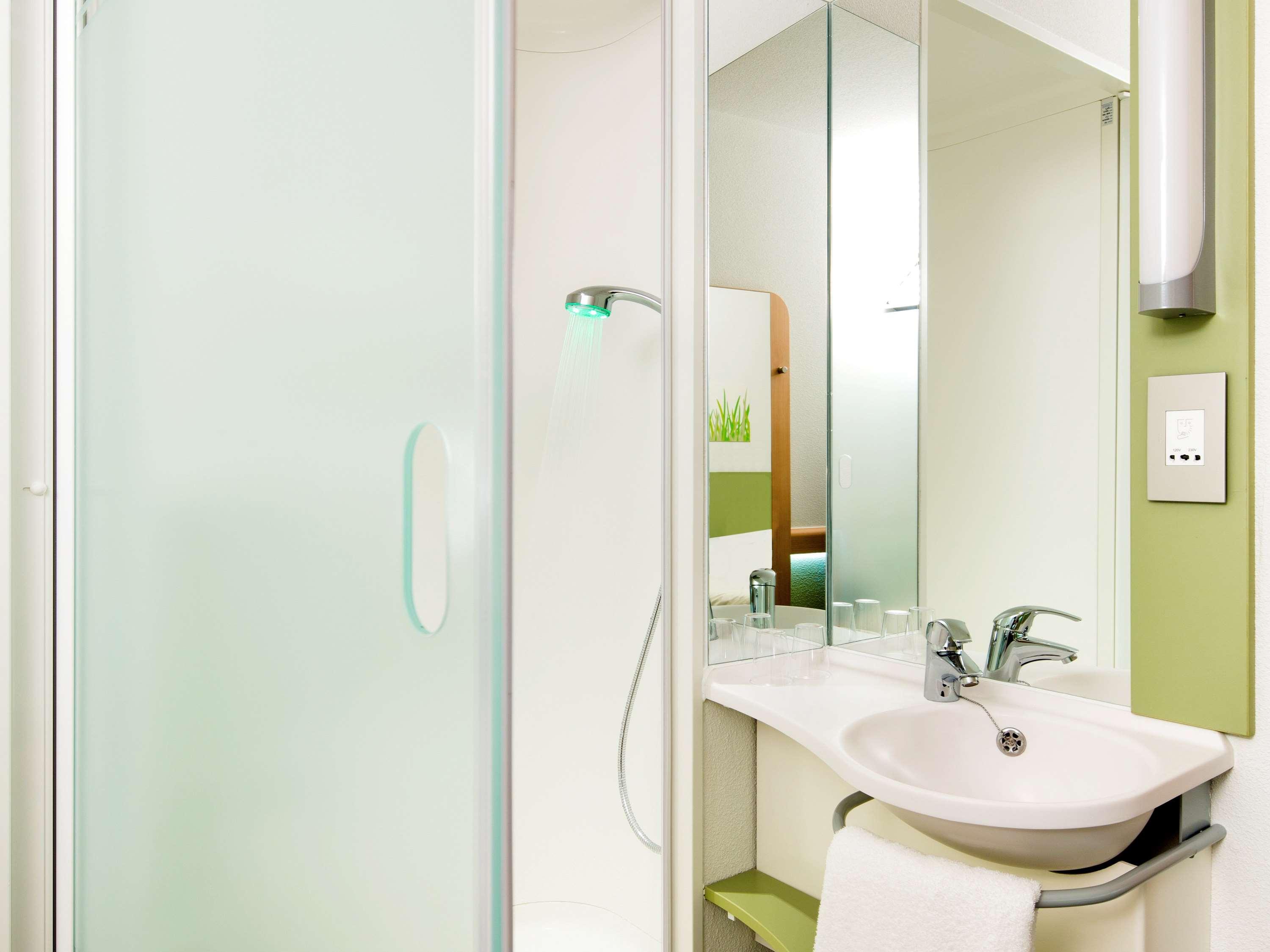 Ibis Budget London Whitechapel - Brick Lane Exteriör bild